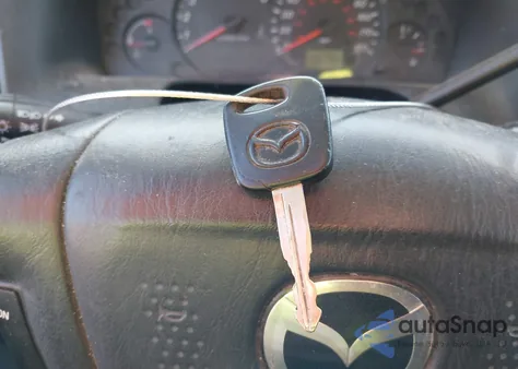 2002 Mazda Tribute Es V6/Lx V6 из США, поврежденный, VIN 4F2YU09142KM32696